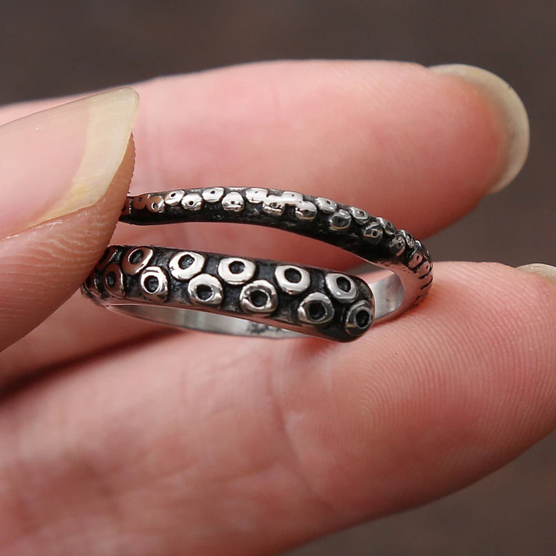 Gothic Tentakel-Ring im Piratenstil