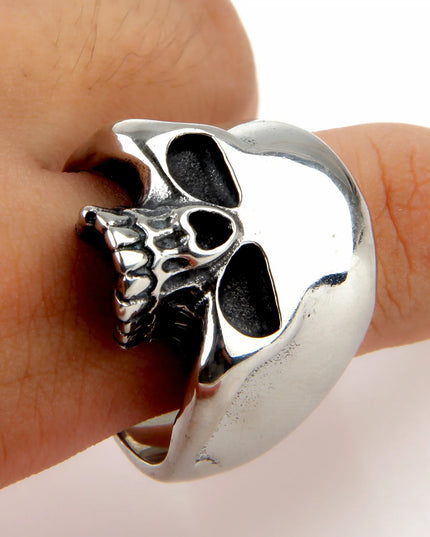Grosser Hochglanz Totenkopf-Ring