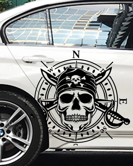 Piraten Kompass Aufkleber Rot Gross Totenkopf auf Auto