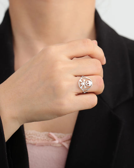 Goldener Totenkopf-Ring im Piratenlook