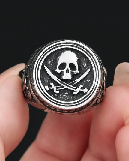 Jolly-Roger Siegelring mit Steuerrad