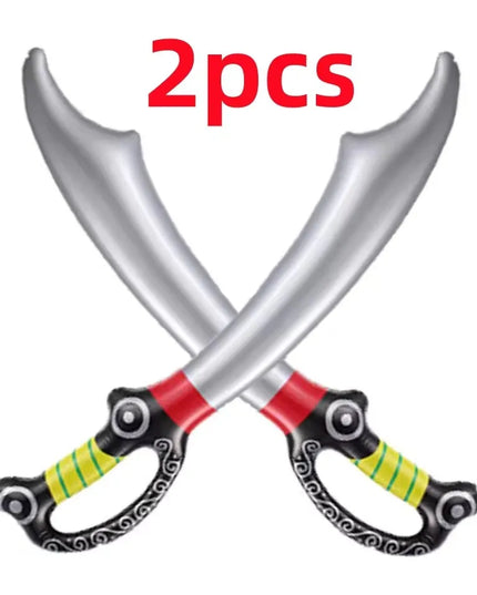 2 aufblasbare silberne Piratensäbel gekreuzt, schwarz-gruner Ornamentgriff, PVC - gekreuzte Säbel Pose