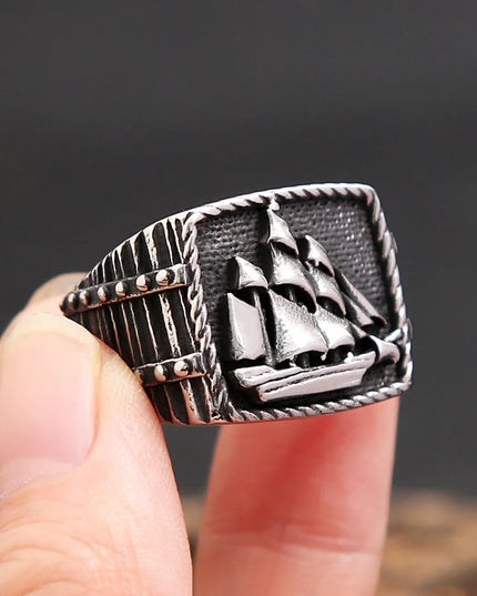 Segelschiff-Ring im Piratenstil