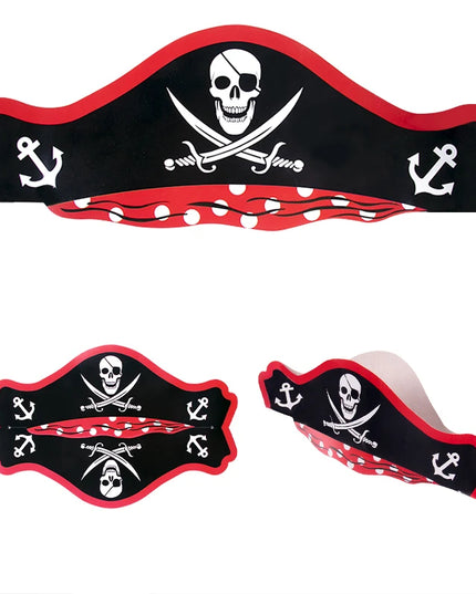 5 Piratenhuete aus Pappe gestapelt Seitenansicht