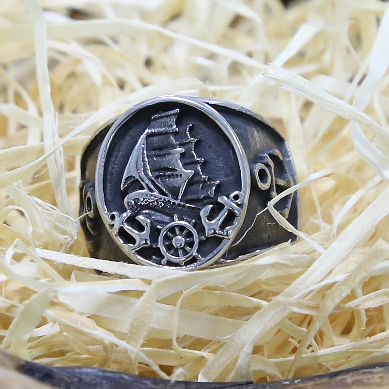 Silberner Piraten-Segelschiff Ring