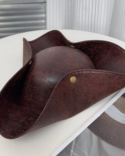 Piratenhut Braun Lederoptik Groessenangabe 34x10 cm