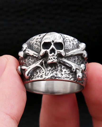 Punk Totenkopf-Ring mit Kreuzknochen