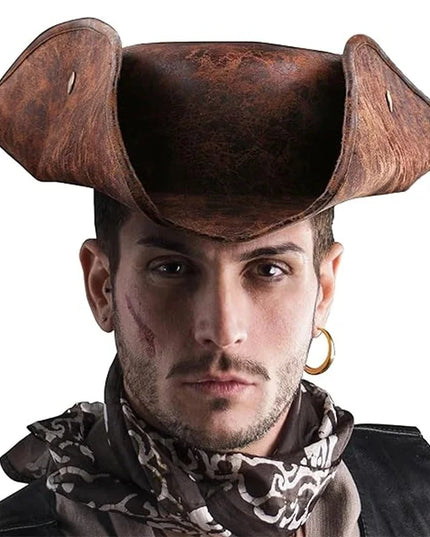 Piratenhut Kunstleder braun Seitenansicht Messingknopf
