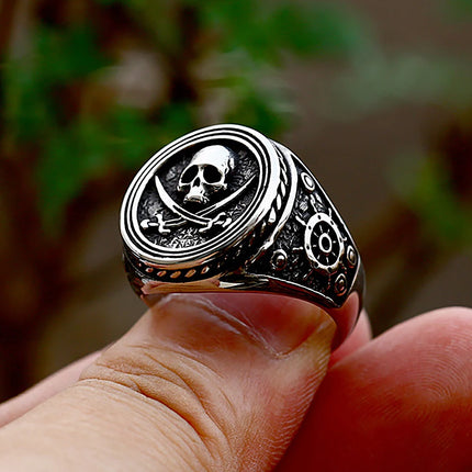 Biker Skull-Ring fur echte Piraten