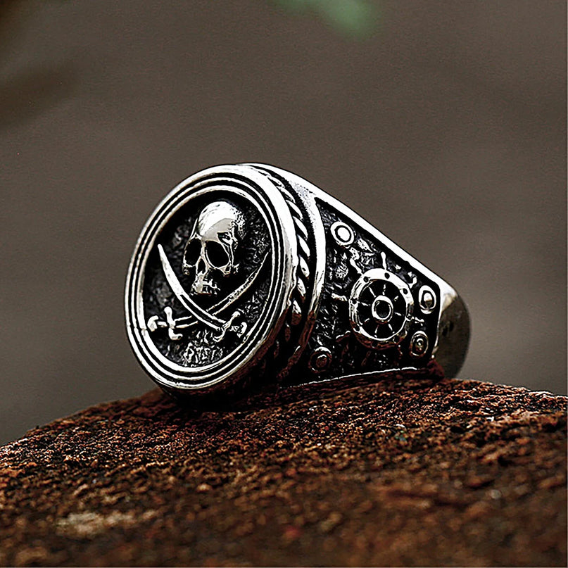 Biker Skull-Ring fur echte Piraten
