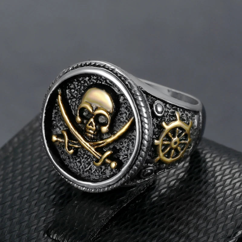 Bicolor Piraten-Ring mit Totenkopf