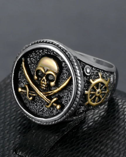 Silberner Totenkopf-Ring mit Piratensabeln