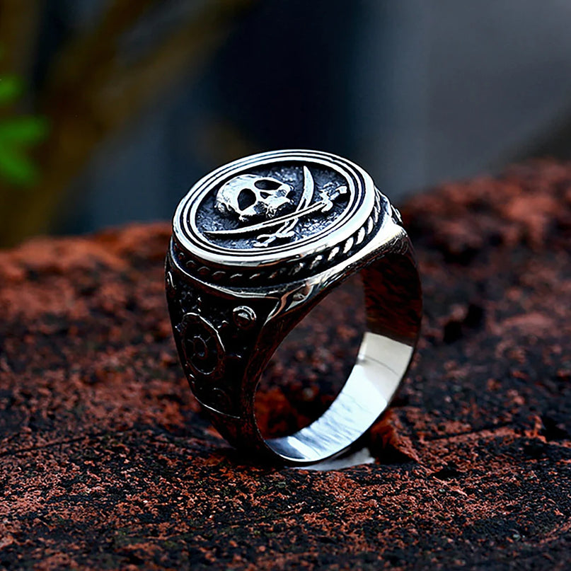 Biker Skull-Ring fur echte Piraten