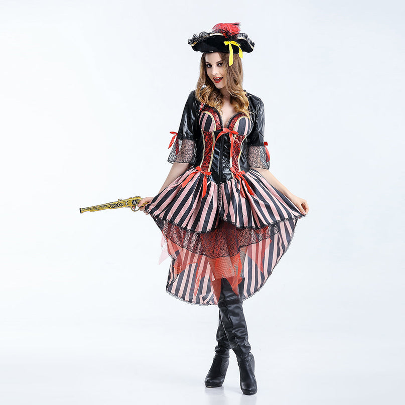 Piratenfrau verkleidet Korsett
